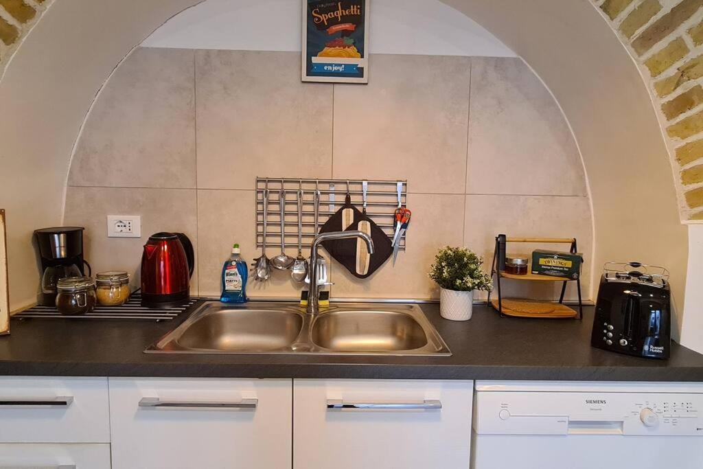 Appartement Vintage Colosseo à Rome Extérieur photo
